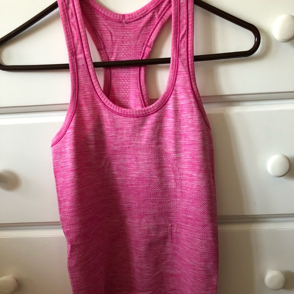 Lululemon Swiftly Tech Tank